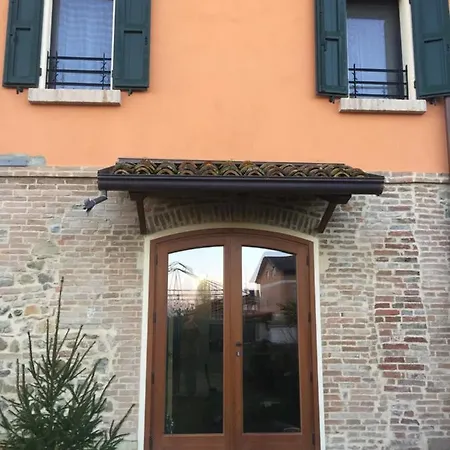 Ababo Affittacamere Quattro Castella Exterior photo